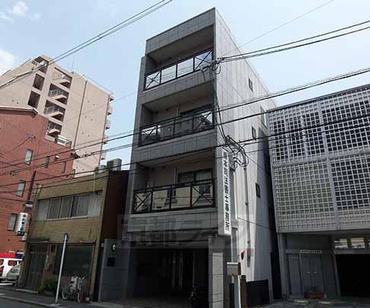 京都府京都市下京区富永町 築25年10ヶ月 4階建