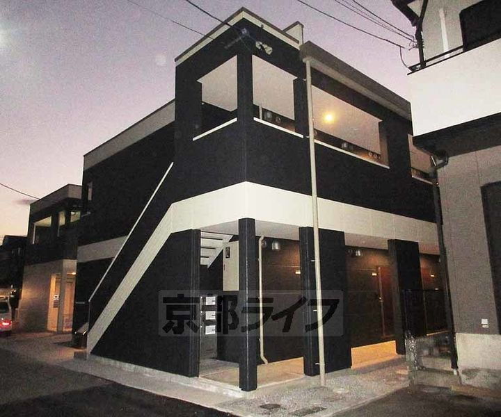 滋賀県大津市桜野町１丁目 賃貸マンション