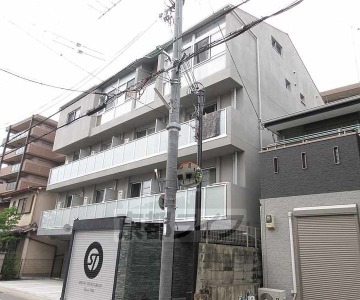 京都府京都市山科区竹鼻木ノ本町 賃貸マンション