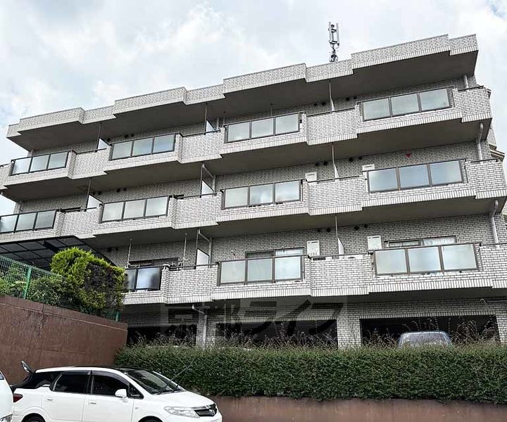 京都府向日市上植野町北小路 4階建 築35年7ヶ月