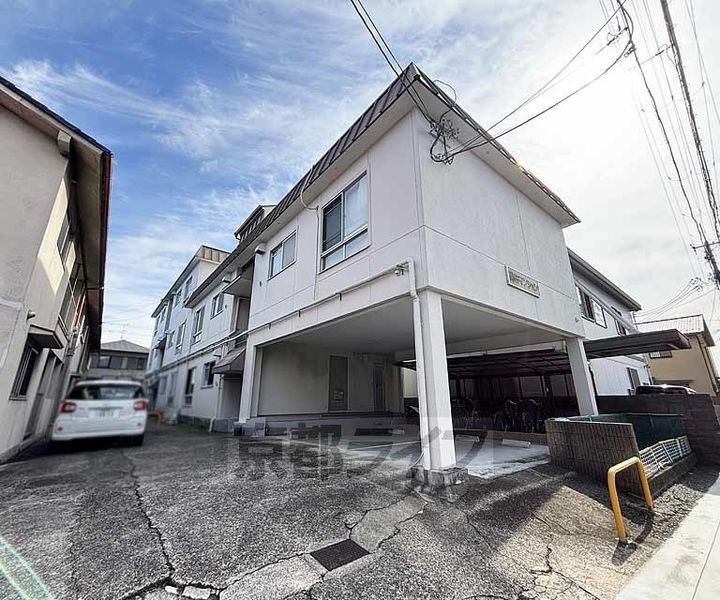 京都府長岡京市開田１丁目 築50年8ヶ月 3階建