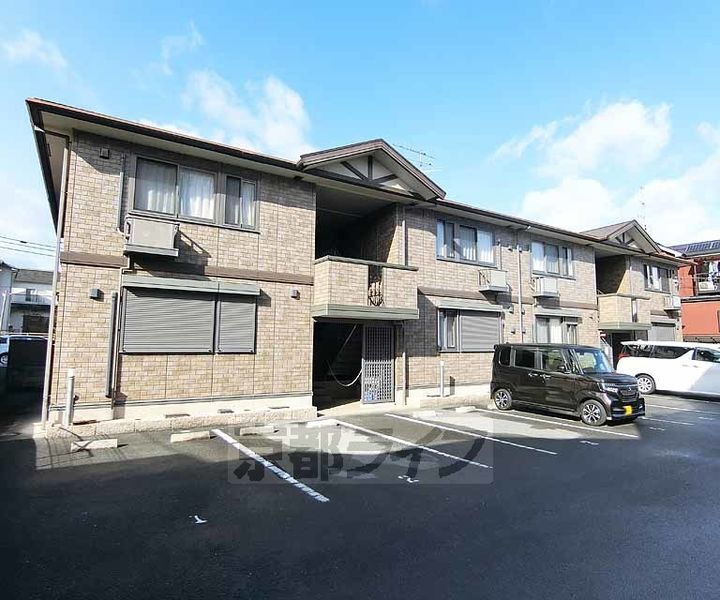 京都府長岡京市今里４丁目 2階建 築19年2ヶ月