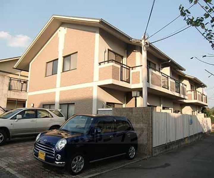京都府京都市右京区嵯峨広沢西裏町 賃貸マンション