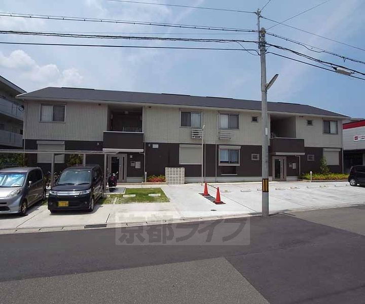 京都府向日市上植野町落堀 築12年4ヶ月 2階建