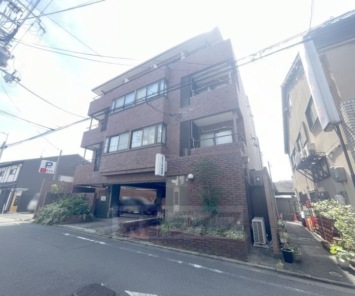 京都府京都市東山区本町新５丁目 賃貸アパート