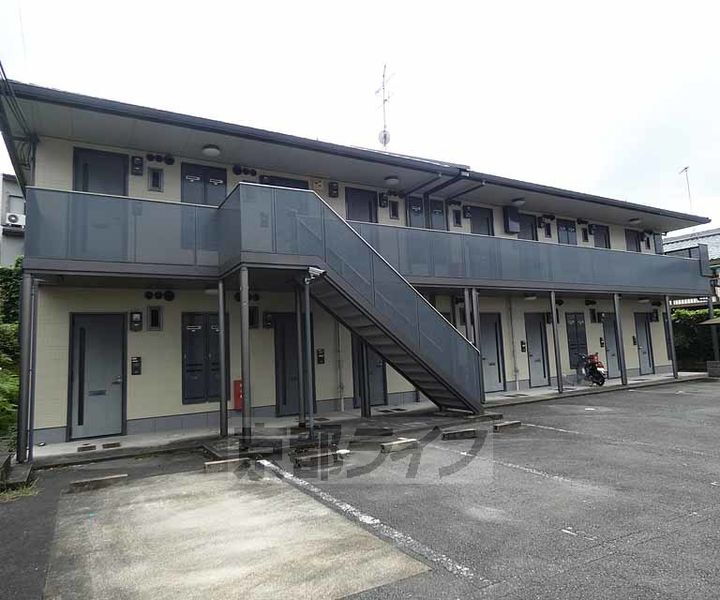 京都府京都市東山区泉涌寺東林町 賃貸アパート