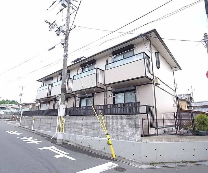 京都府宇治市六地蔵奈良町 2階建 築28年8ヶ月