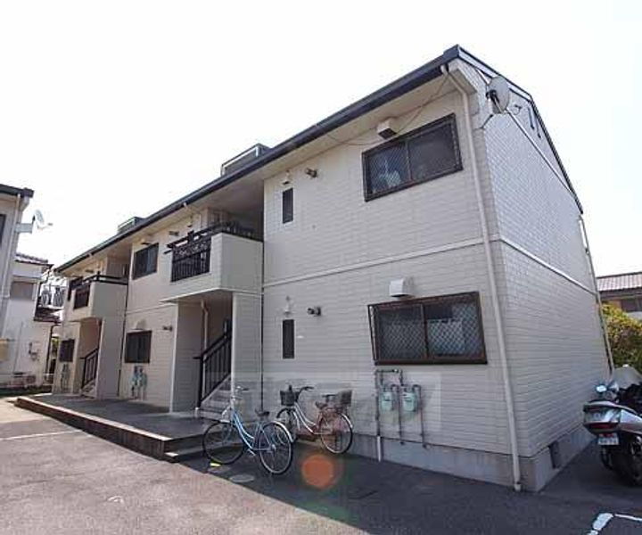 ソファレ西村
