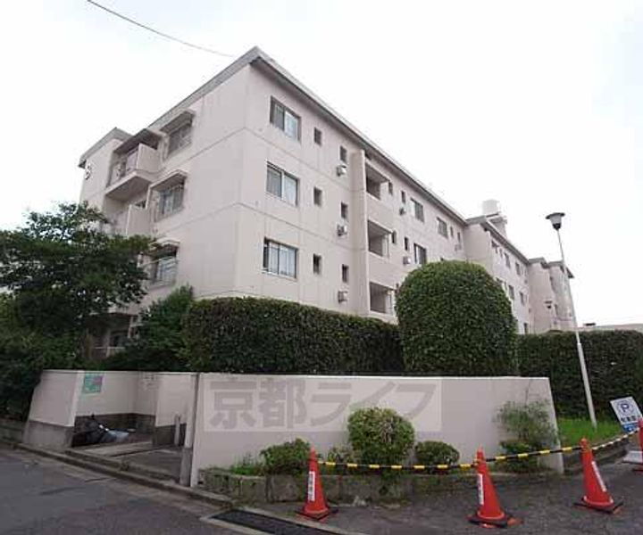 南宇治ローレルコート
