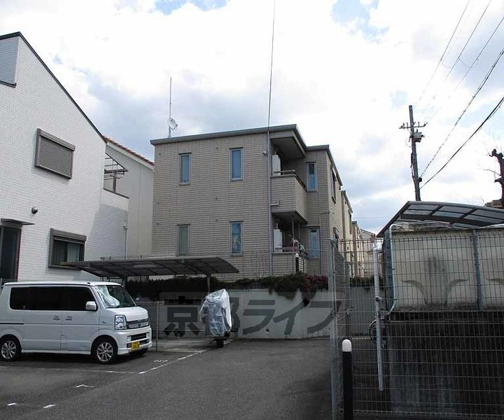 京都府宇治市伊勢田町大谷 2階建 築17年7ヶ月