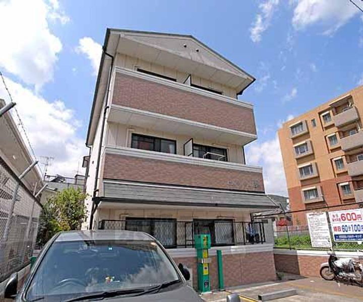 京都府京都市北区西賀茂柿ノ木町 3階建 築26年7ヶ月