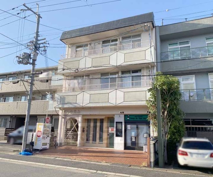 京都府京都市北区上賀茂向縄手町 賃貸マンション