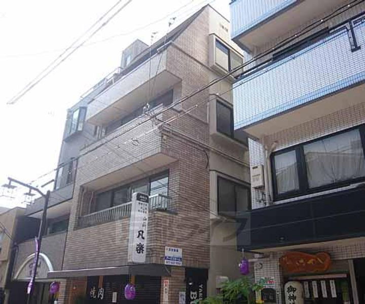 京都府京都市山科区竹鼻竹ノ街道町 賃貸マンション