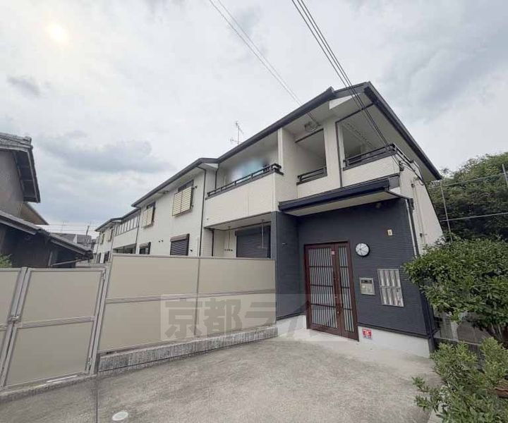 京都府京都市山科区大宅中小路町 賃貸アパート