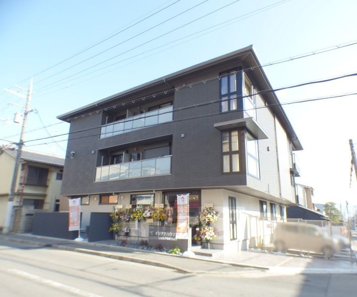 エントランスライフ西野山東
