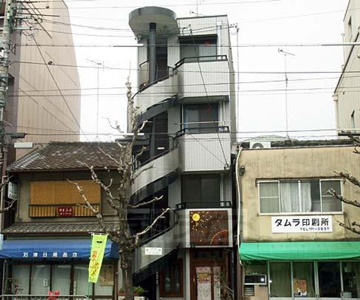 京都府京都市左京区東丸太町 賃貸マンション