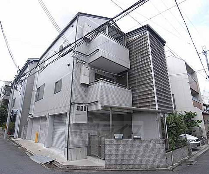 コンフォール北白川Ⅲ