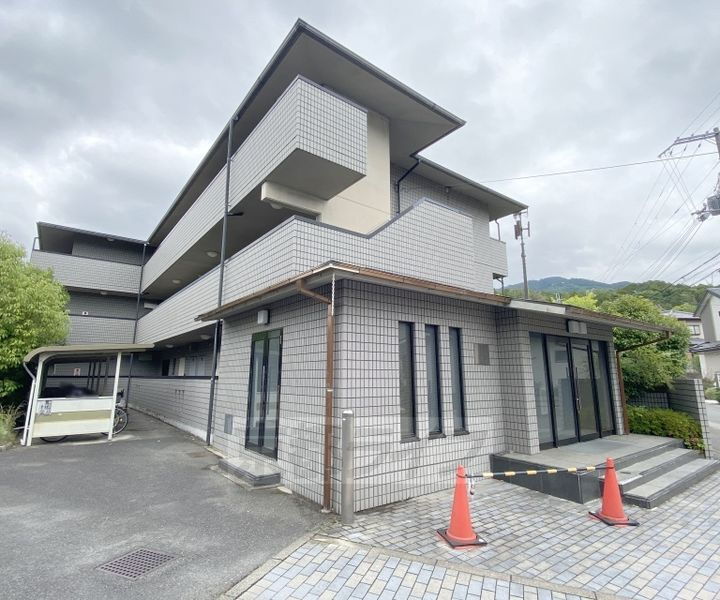 京都府京都市左京区岩倉花園町 賃貸マンション