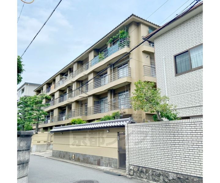 京都府京都市左京区岡崎天王町 4階建 築55年7ヶ月
