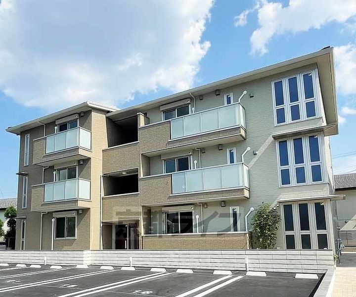 京都府京都市右京区嵯峨広沢西裏町 賃貸アパート