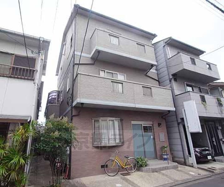 京都府京都市右京区花園春日町 賃貸アパート