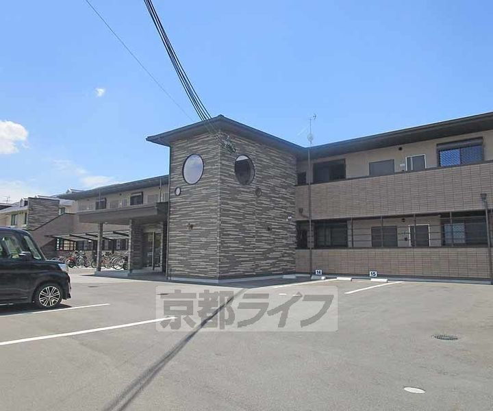 京都府京都市西京区樫原八反田 2階建 築6年10ヶ月