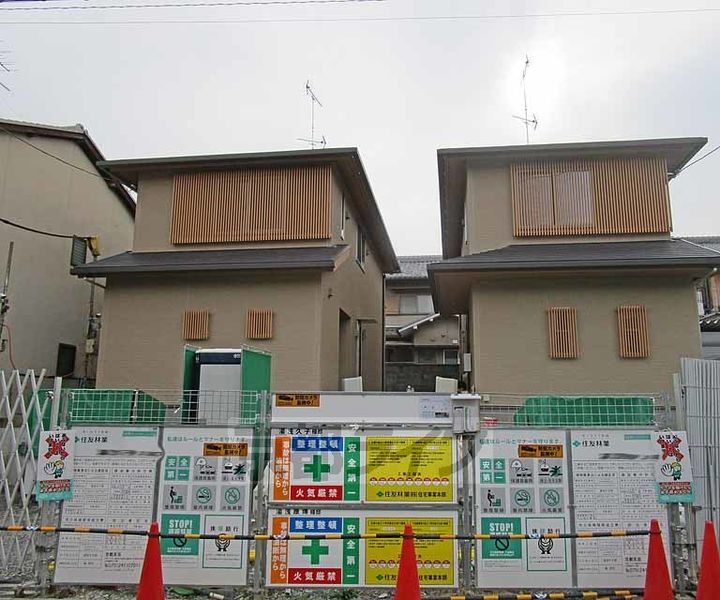 京都府京都市西京区松室北河原町 賃貸一戸建て