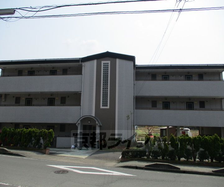 京都府南丹市園部町小山西町 賃貸マンション