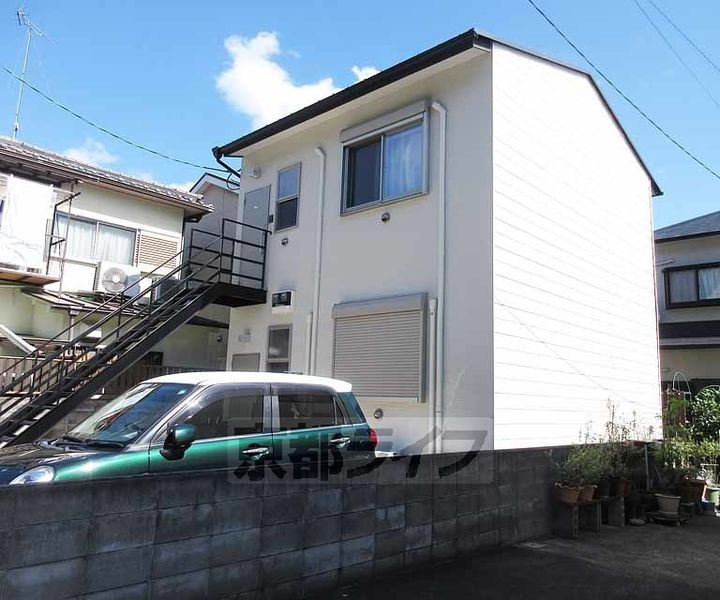 京都府京都市山科区北花山六反田町 賃貸アパート