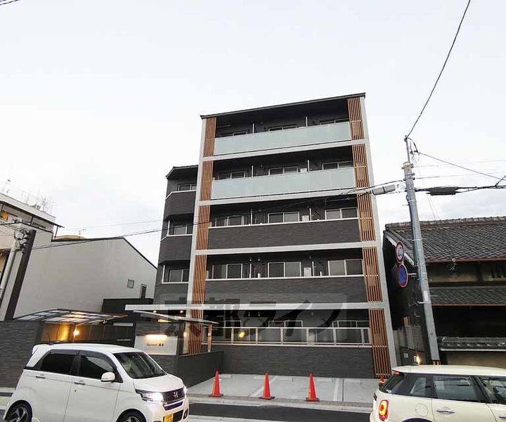 京都府京都市伏見区深草飯食町 賃貸マンション