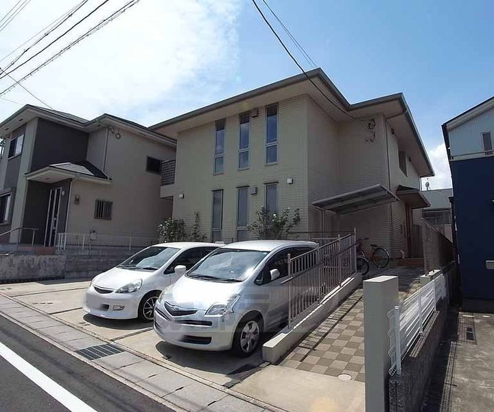 京都府京都市伏見区桃山町因幡 賃貸マンション