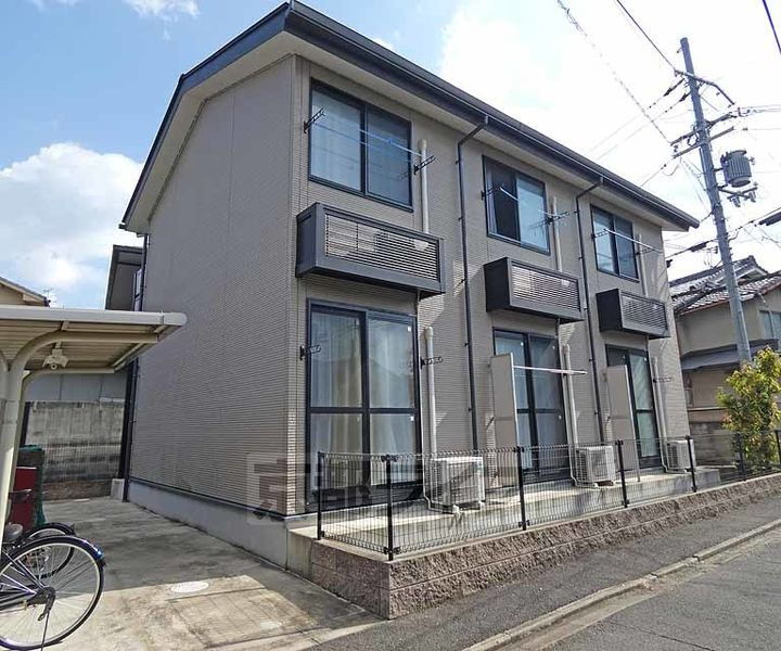 レオパレス極楽寺