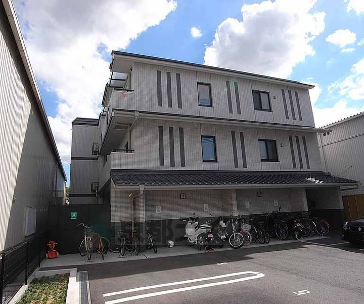 京都府京都市伏見区中島秋ノ山町 賃貸マンション
