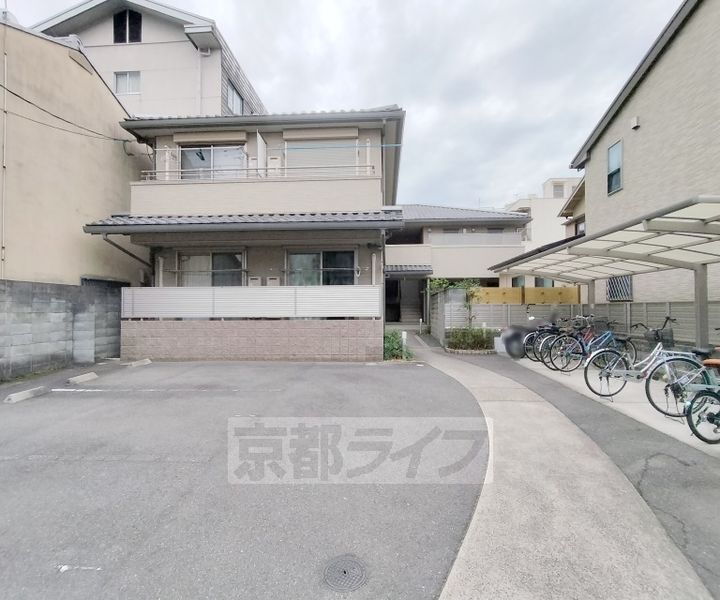 シャーメゾン日暮