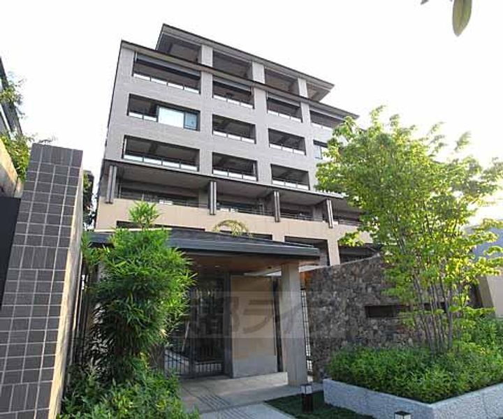 京都府京都市上京区三丁町 7階建 築17年9ヶ月