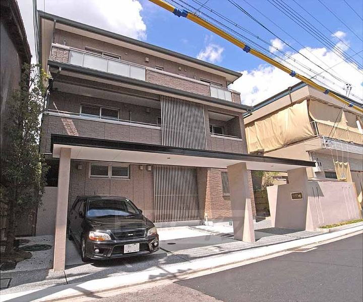 京都府京都市上京区一町目 3階建 築12年6ヶ月