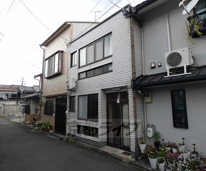 京都府京都市上京区挽木町 賃貸一戸建て