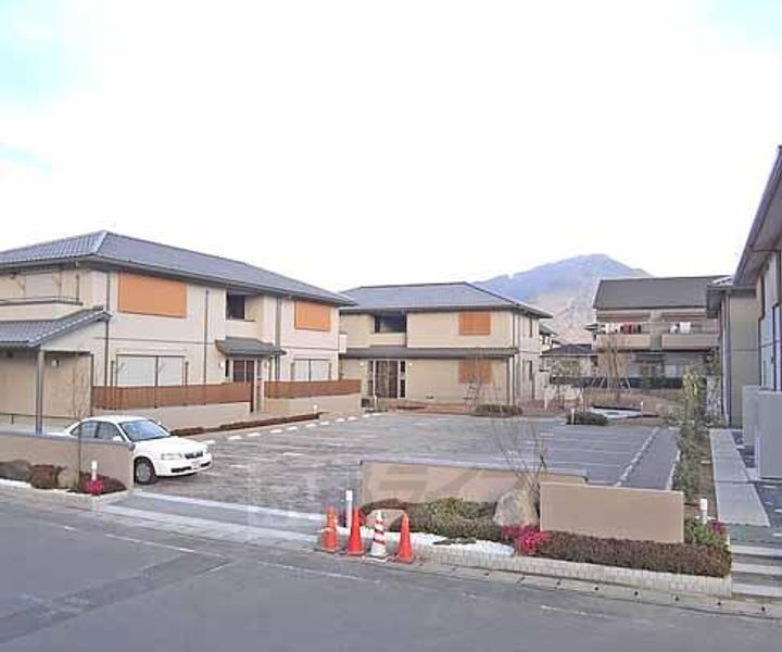 京都府京都市左京区岩倉北池田町 賃貸アパート