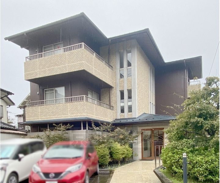 京都府京都市左京区上高野池ノ内町 賃貸マンション