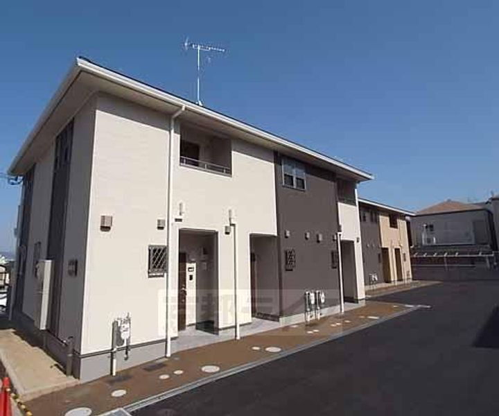 京都府京都市西京区山田平尾町 2階建 築14年3ヶ月