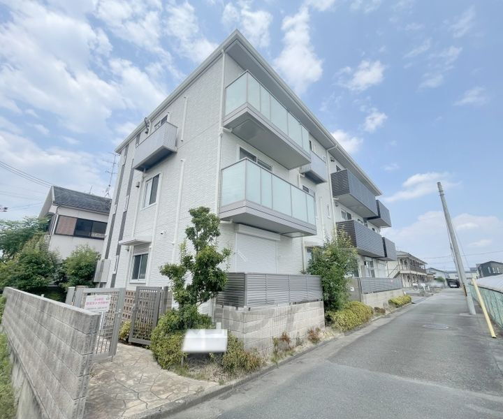 京都府京都市伏見区羽束師鴨川町 賃貸アパート