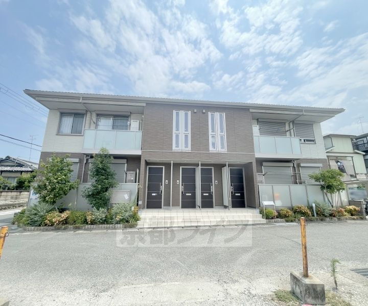 京都府京都市伏見区羽束師鴨川町 賃貸アパート