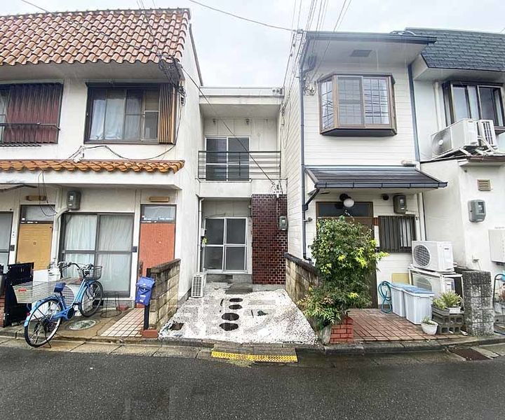 京都府向日市寺戸町西田中瀬 築49年10ヶ月 2階建