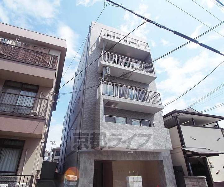 京都府長岡京市開田三丁目 5階建 築6年7ヶ月