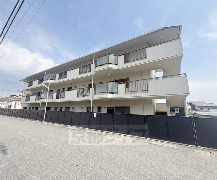 大阪府三島郡島本町山崎４丁目 賃貸マンション