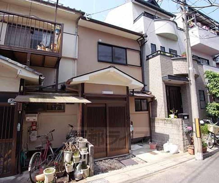 京都府京都市右京区嵯峨天龍寺椎野町 賃貸一戸建て