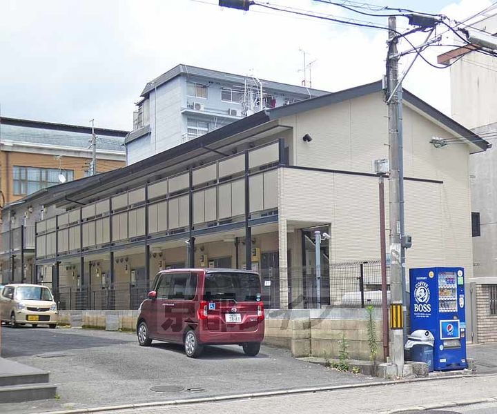 京都府京都市中京区西ノ京小堀池町 2階建
