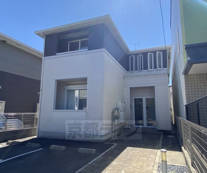 京都府京都市右京区嵯峨野神ノ木町 賃貸アパート