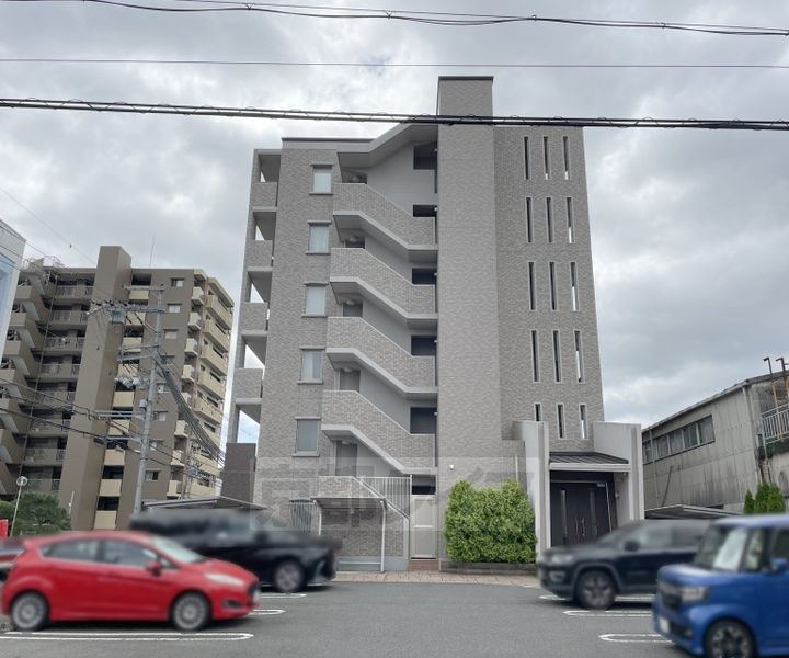 京都府京都市南区吉祥院這登西町 賃貸マンション