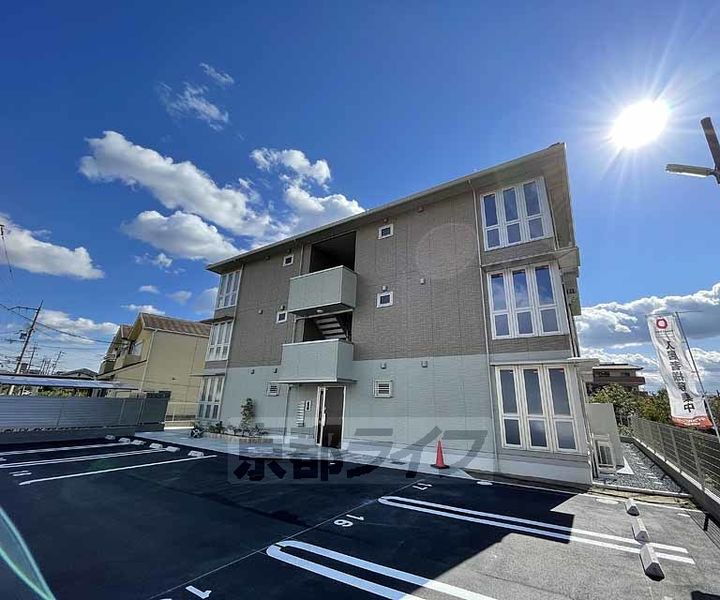 京都府京都市右京区嵯峨広沢南野町 賃貸アパート